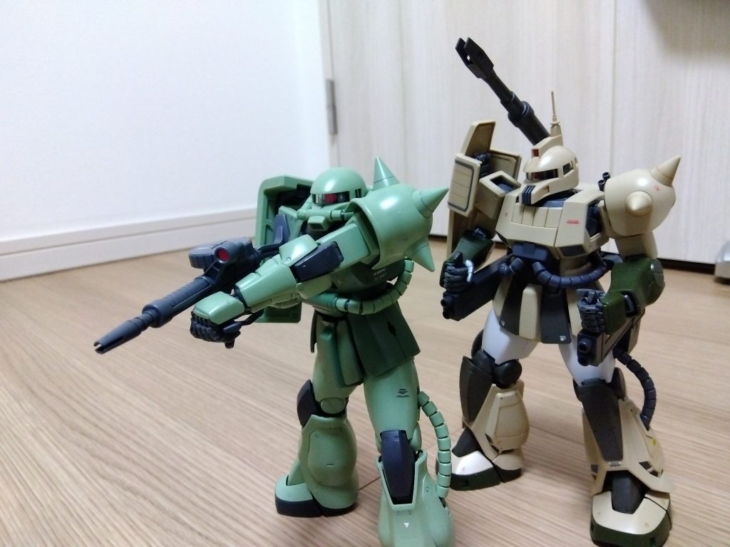 以前作ったザクキャノンと。