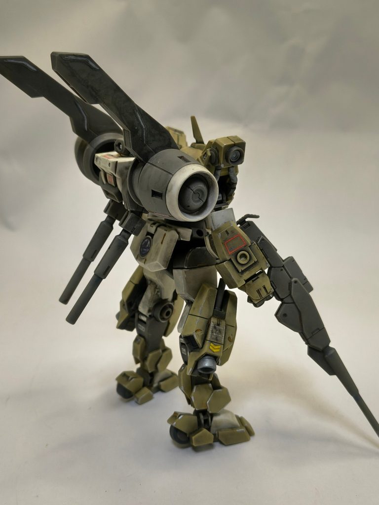 バーニアなど一部塗装をしてデカールを貼っただけ3で基本色です。&nbsp;