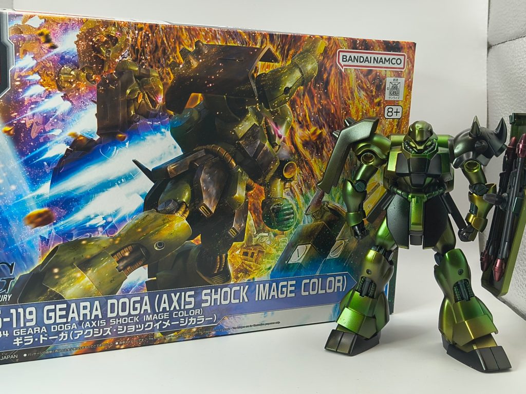 こんなパッケージ絵の再現はできません。(gundam-kao9)
