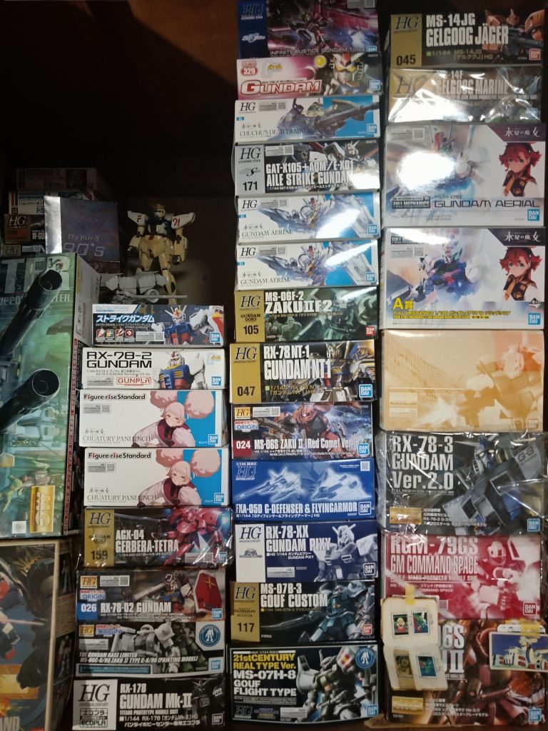 作品名：極めて個人的<p>冒頭画像がポケ戦ジムを除いて2,025年秋から集めたキットです。 以下(及び以前投稿した)画像は大体2,005年以前です。1/3ほどは組み立て済みです。またデナンゾンは処分してしまったんですけど、開田画伯の絵がかっこよく [&hellip;]</p>
