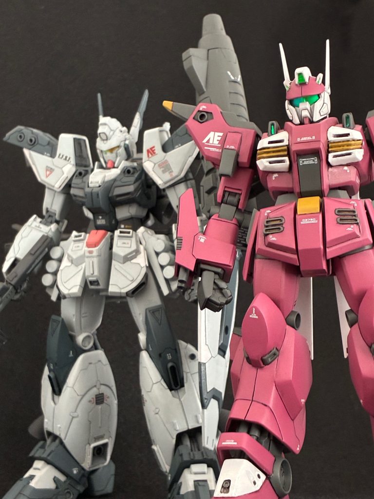 同じくブレイウッド所属のハーディガンと並べました。