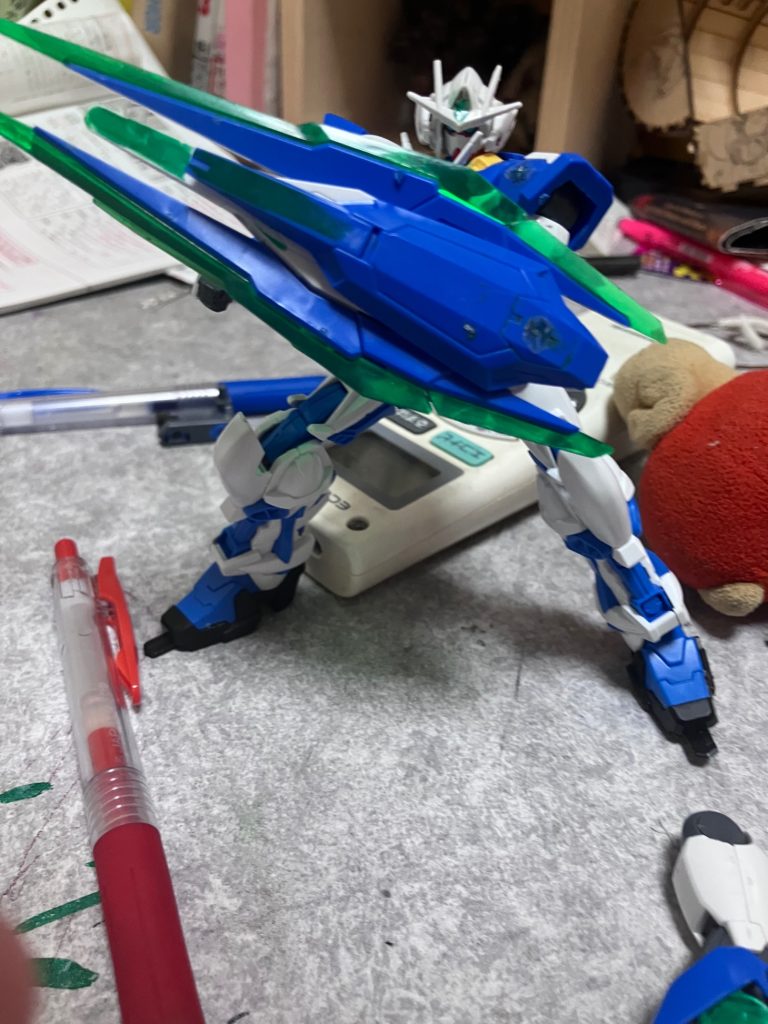 所属銀河団パイロットSDダブルオーガンダム剣を使うモビルスーツ銀河団の専用モビルスーツこのモビルスーツの異名は、銀河団の剣士と呼ばれている。