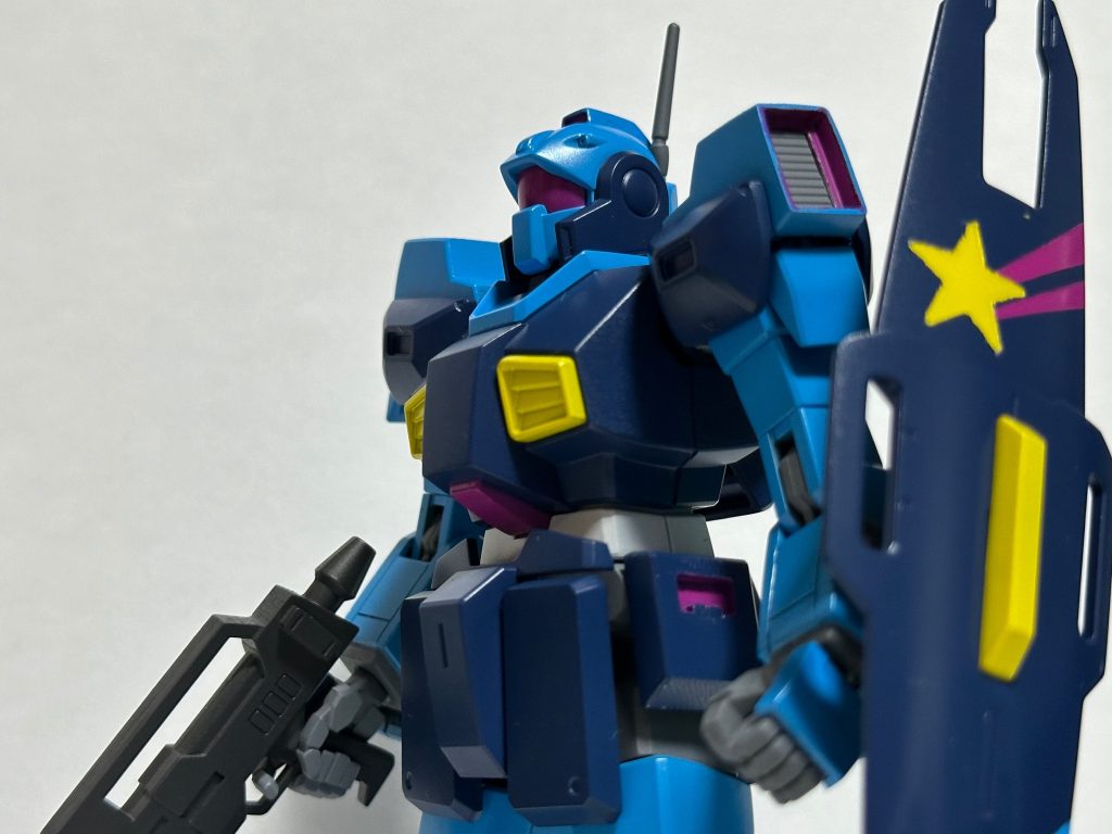 星型マスキングがガビガビな縁取りになってしまった点は反省です