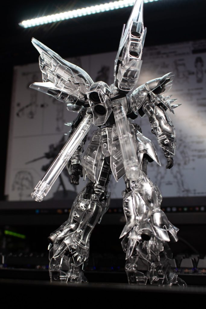 Sometimes I think I may have made a mistake by painting it, I will maybe purchase it again to have an un-painted clean build
