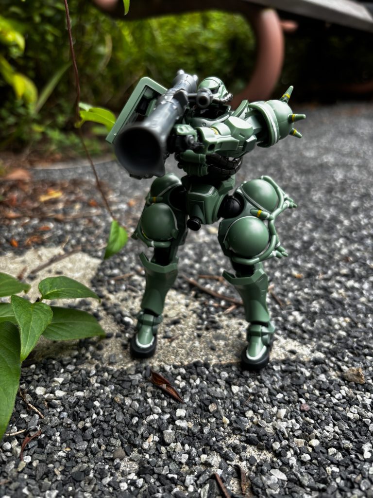 ガンプラ　ザク　ウィダール　戦闘–3枚目/制作者：Kuda mono