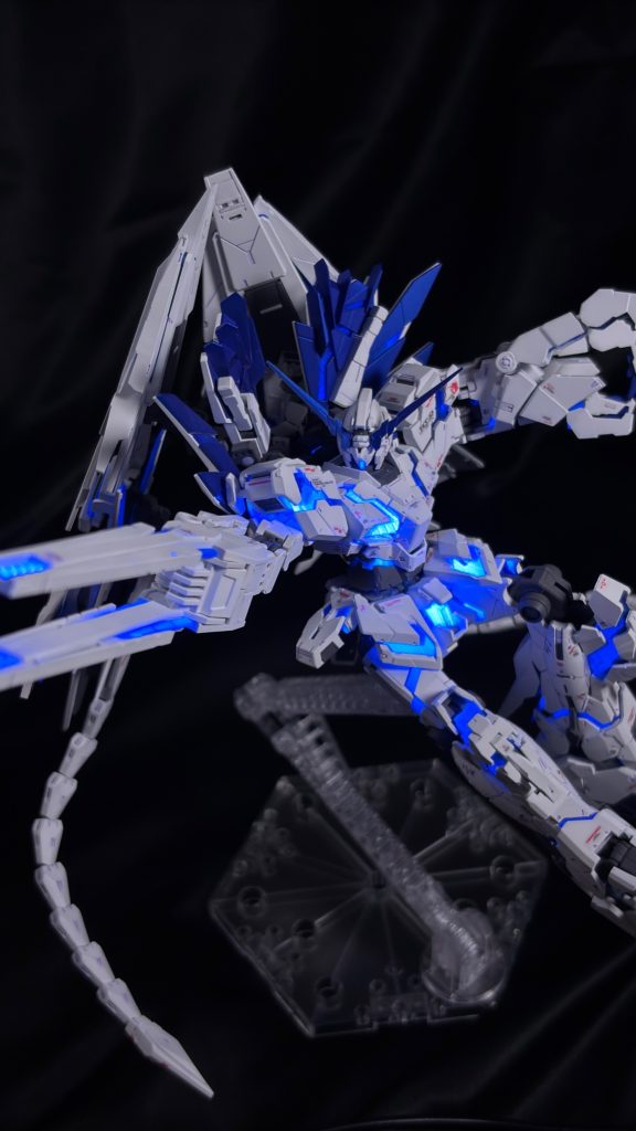 ユニコーンガンダム　ペルフェクティビリティ–2枚目/制作者：よつうさ