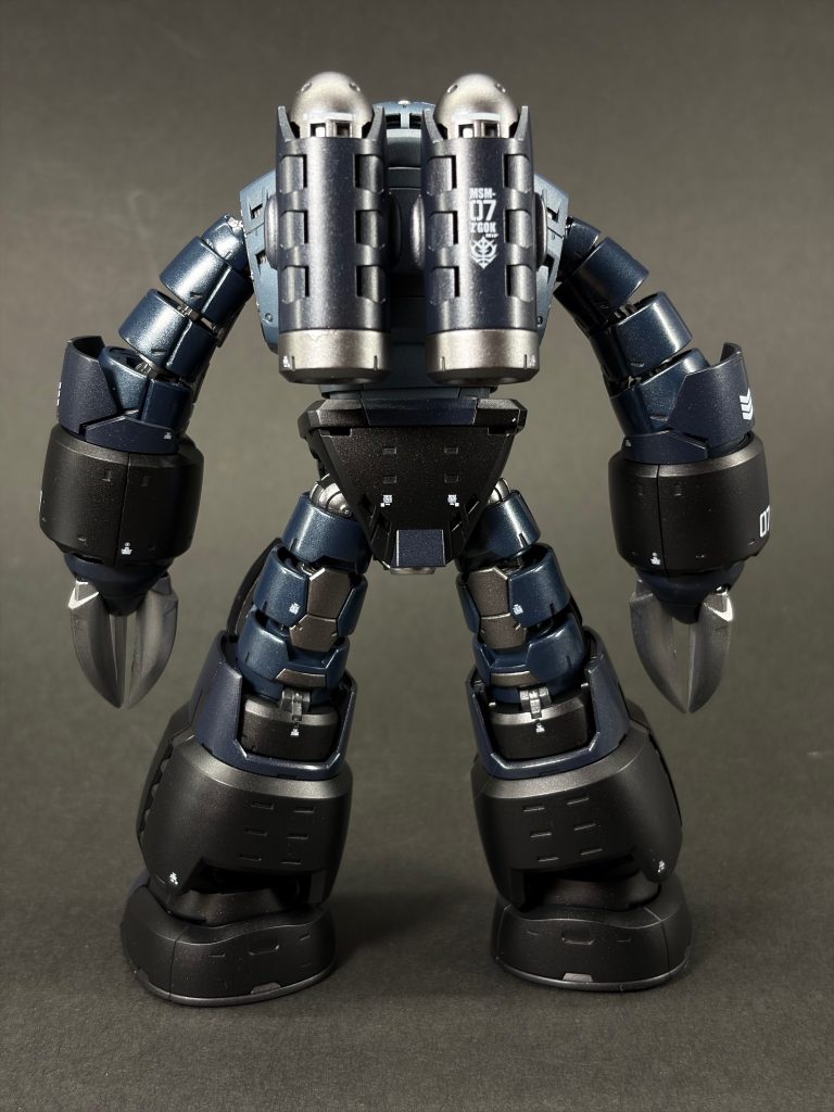 ところどころにシルバーを入れて、それっぽく見えるようにしてみました。