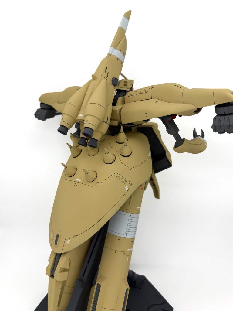 うしろ&nbsp;大きなキットでプロペラントタンクのスジボリが楽しかったです！降着状態への変形機能はオミットしてないので変形はできる・・・はず