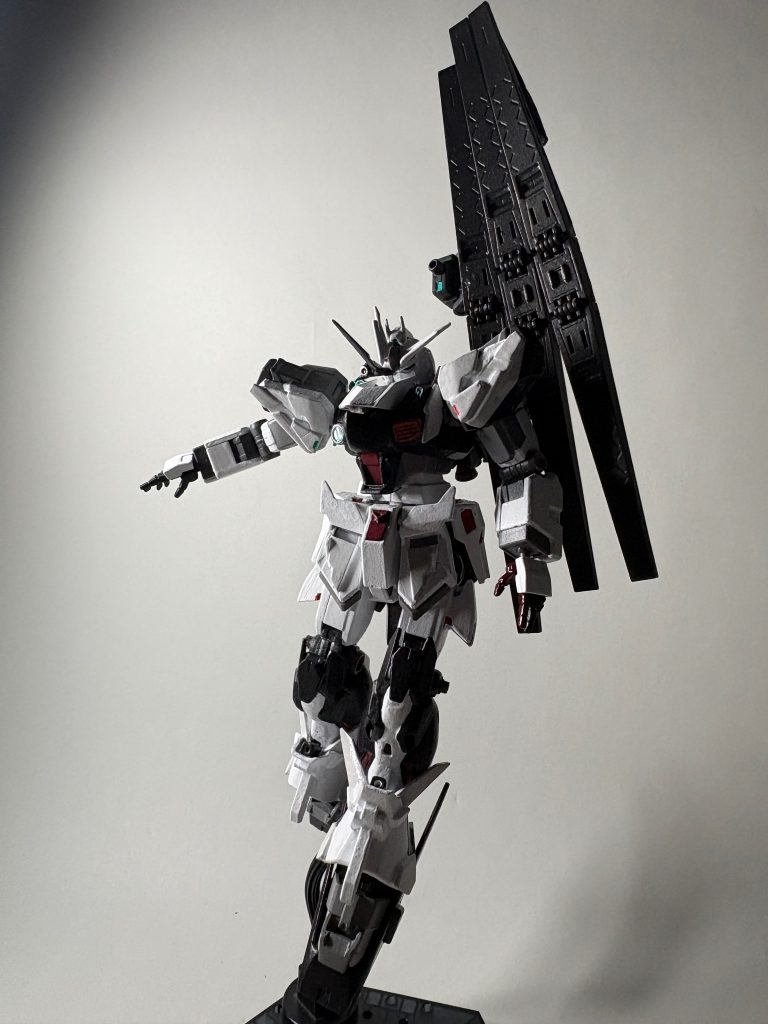 ファンネル展開！で決めポーズ！ではまた！ご観覧頂きありがとうございました！