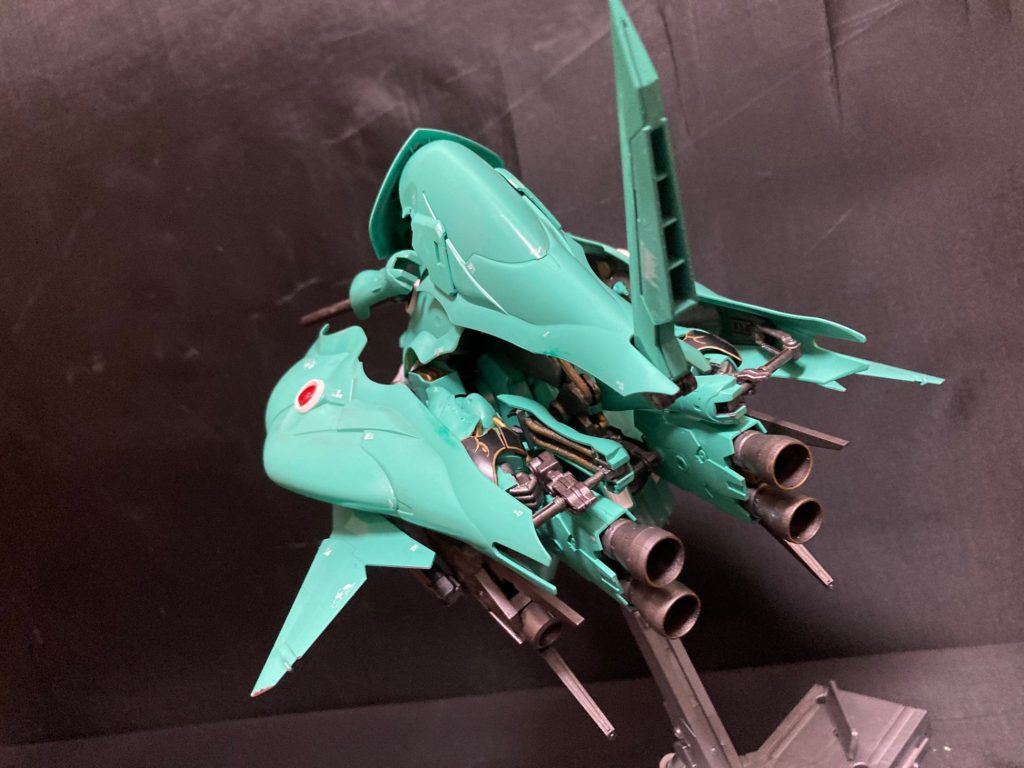 巡航形態とはいえ、ビームキャノン２問、サイドファンネルバインダーからファンネルh射出可能。