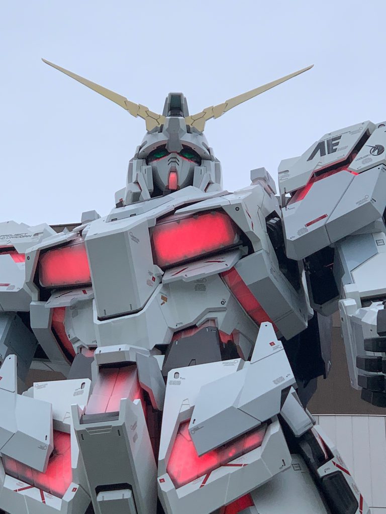 そして変形！サイコフレームの光と大迫力の音で大興奮…😅