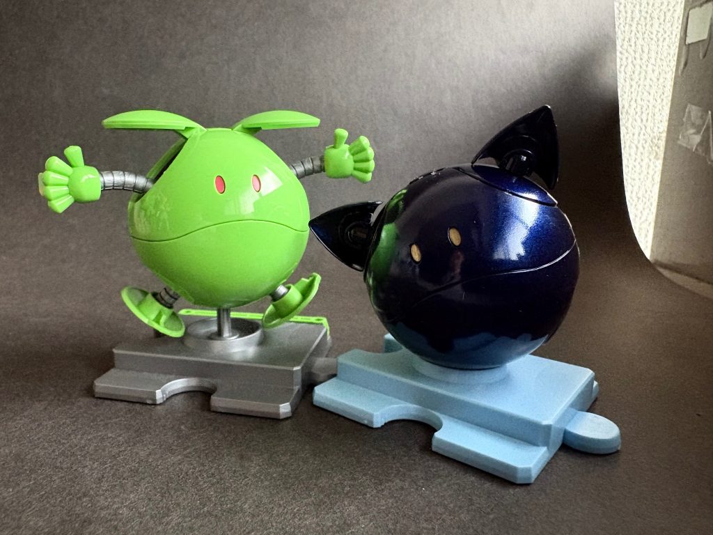 以前作ったノーマルカラー(じゃなくて三国伝のハロにシール貼らなかったやつ)と。