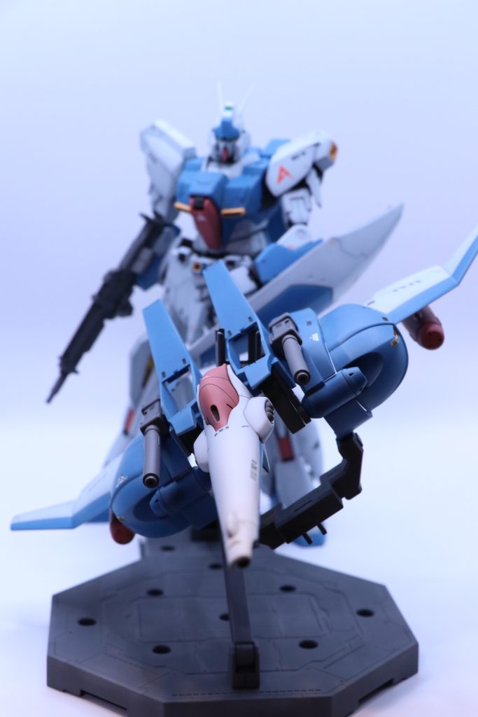 なにげにこのバックウェポンシステムがデカい！