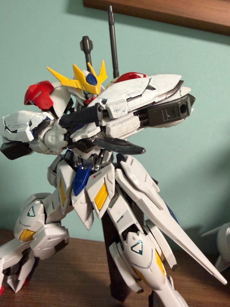 ハンドガンとナイフです。アスタロトとヴィダールから流用してます