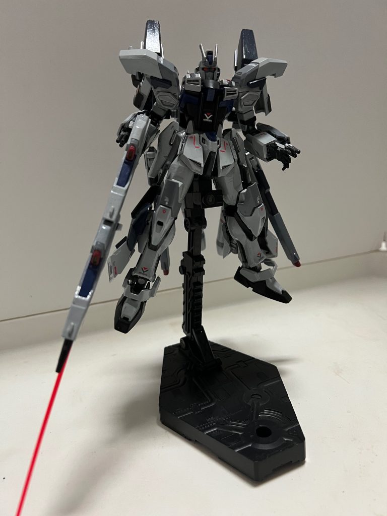 ビームライフルを連結してのビームサーベルで対艦大型サーベル。