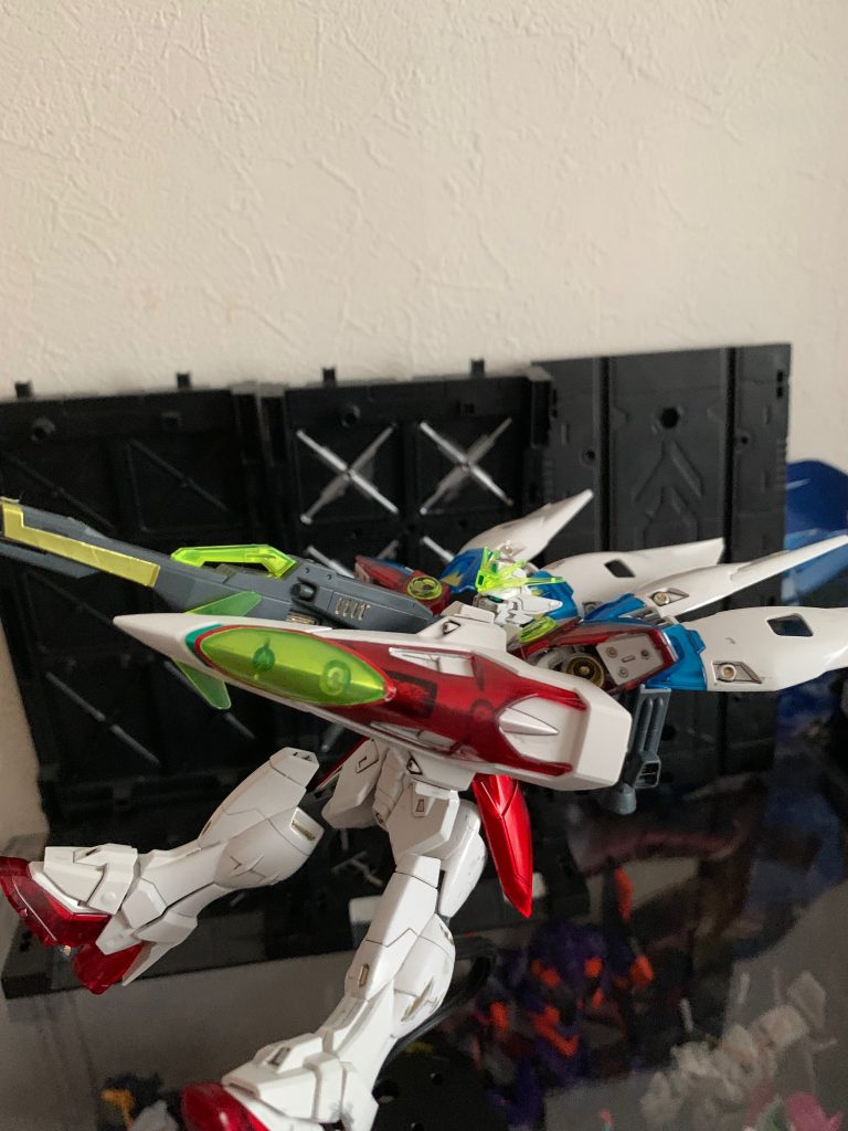 最後は大好きな作品、新機動戦記ガンダムWから、ウイングガンダムゼロソリッドクリアです！こちら一番くじのものです。カッコよき☺️
