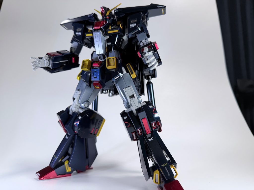 武器は一切持てない仕様で、ステゴロ仕様です。