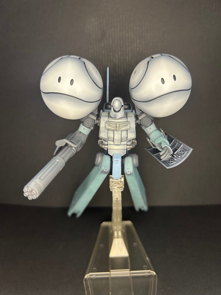 ドラッツェの肩のスラスターポッドをハロにしました！