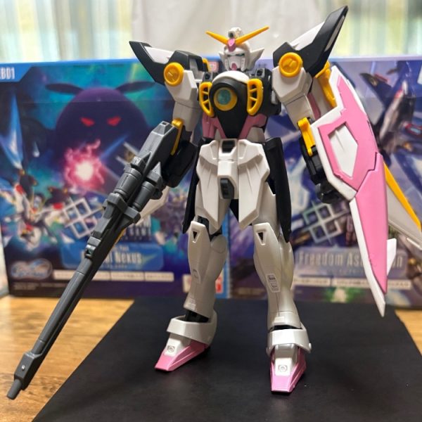 小雀とと専用ウイングガンダム