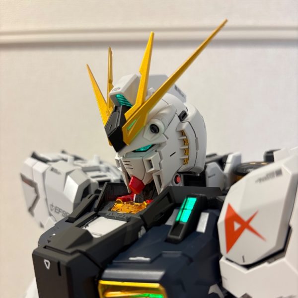 PG UNLEASHED 1/60 νGUNDAM