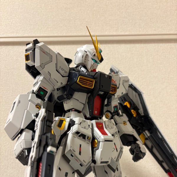 PG UNLEASHED 1/60 νガンダム