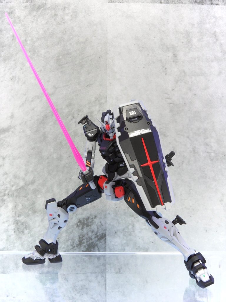 HG 赤いガンダム–8枚目/制作者：ARIKA_plamozombie