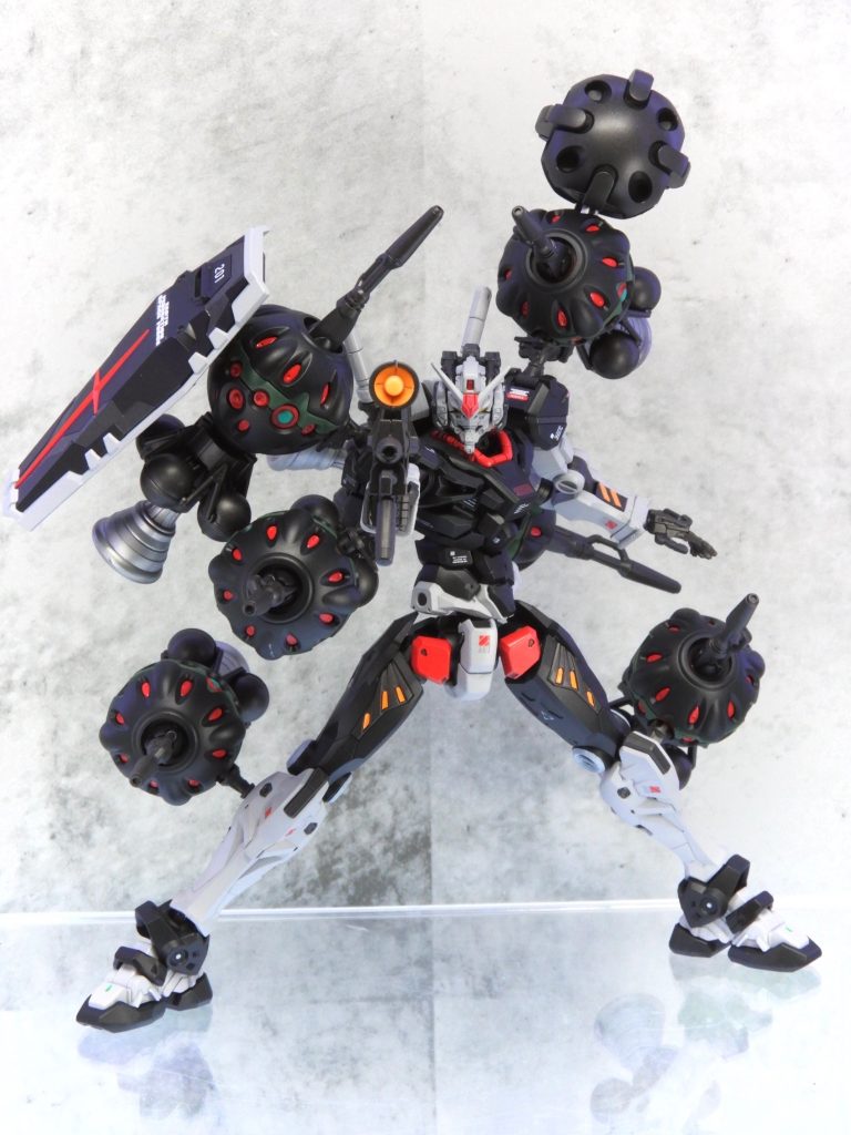 HG 赤いガンダム–3枚目/制作者：ARIKA_plamozombie