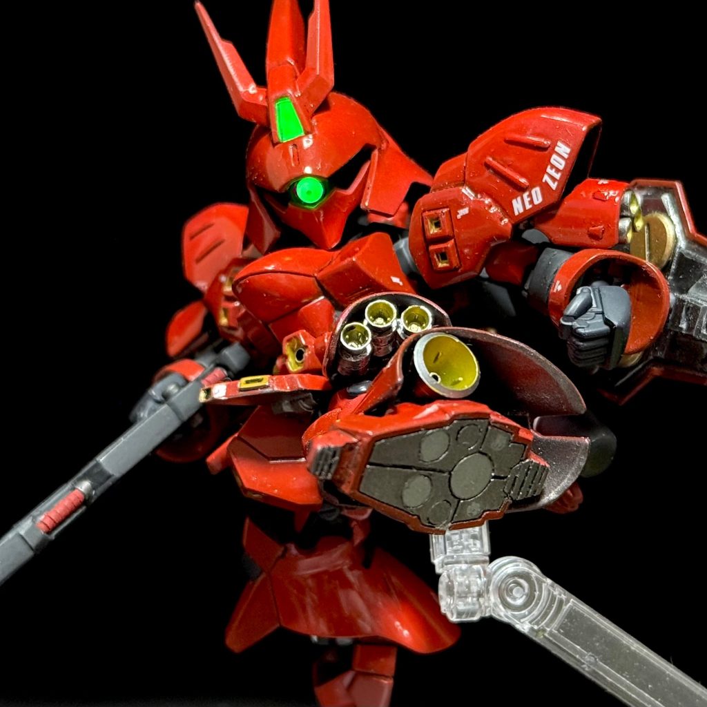 キック！股関節の改造でキックできます。シャアからキックを取り上げるには足のない機体に乗せるしかないな！