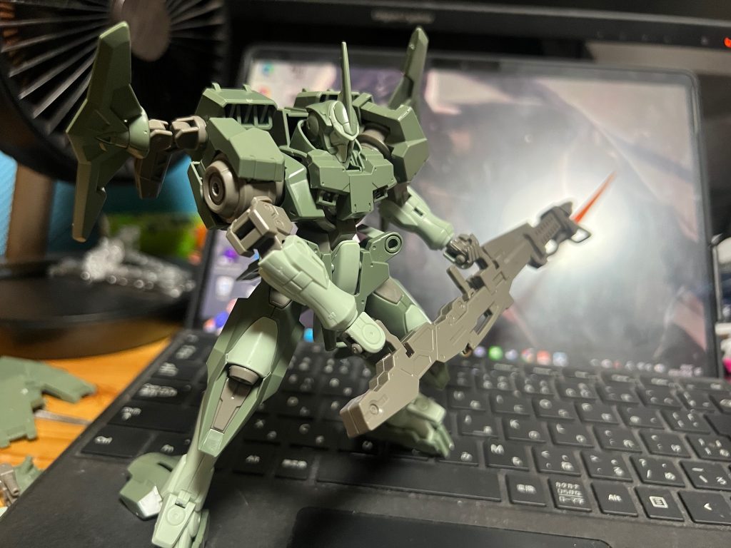 ストライカージンクス–2枚目/制作者：三日月ガロード
