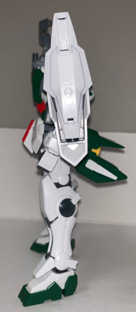 左側ですこちらも武装追加だけなので、スッキリしてます