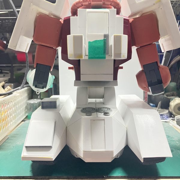 1/48ザクタンク(グリーンマカク)製作35〜46日目腕部のクローアームを作るのに、良いサイズが見つからないから他の所を進めました車体部のディテールアップをしてましたが、暑過ぎてやらない日が多く、なかなか進まなかったですわ〜🥵8割くらいディテールアップしました ∩^ω^∩残りの2割は最終ディテールアップしますもう片方を進めて行きます ᕦ(ò_óˇ)ᕤ&nbsp;（5枚目）