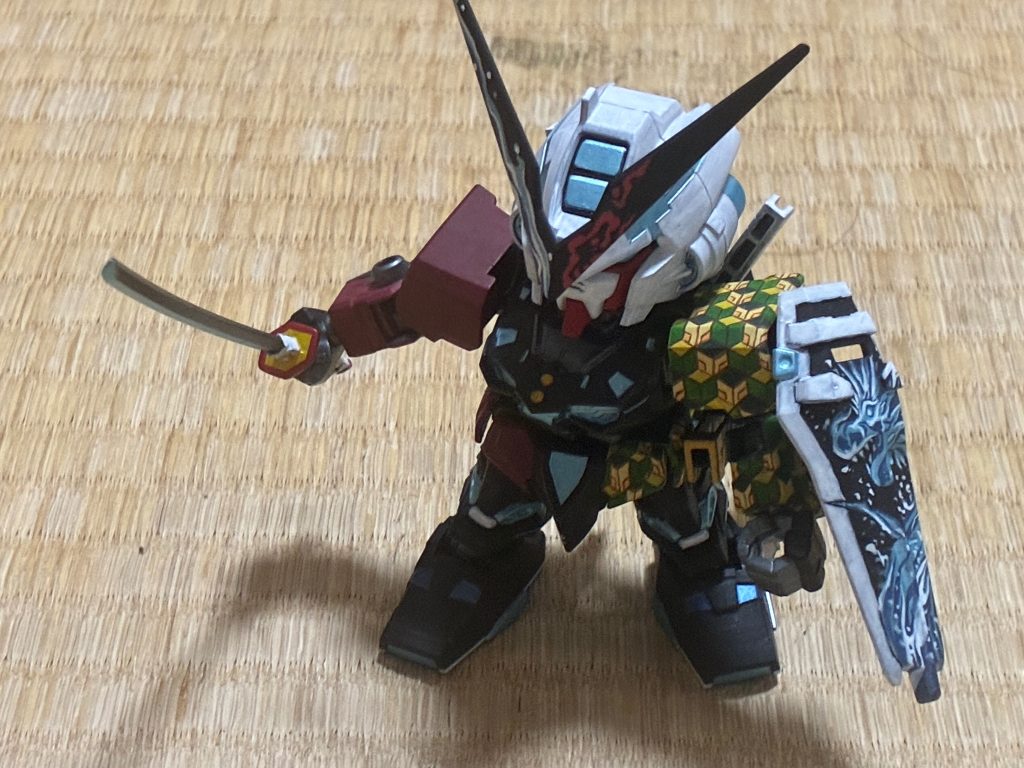 追記　V字ブレードアンテナのデザインのみ変更しました　こちらの方がしっくりきたかなと思います😁