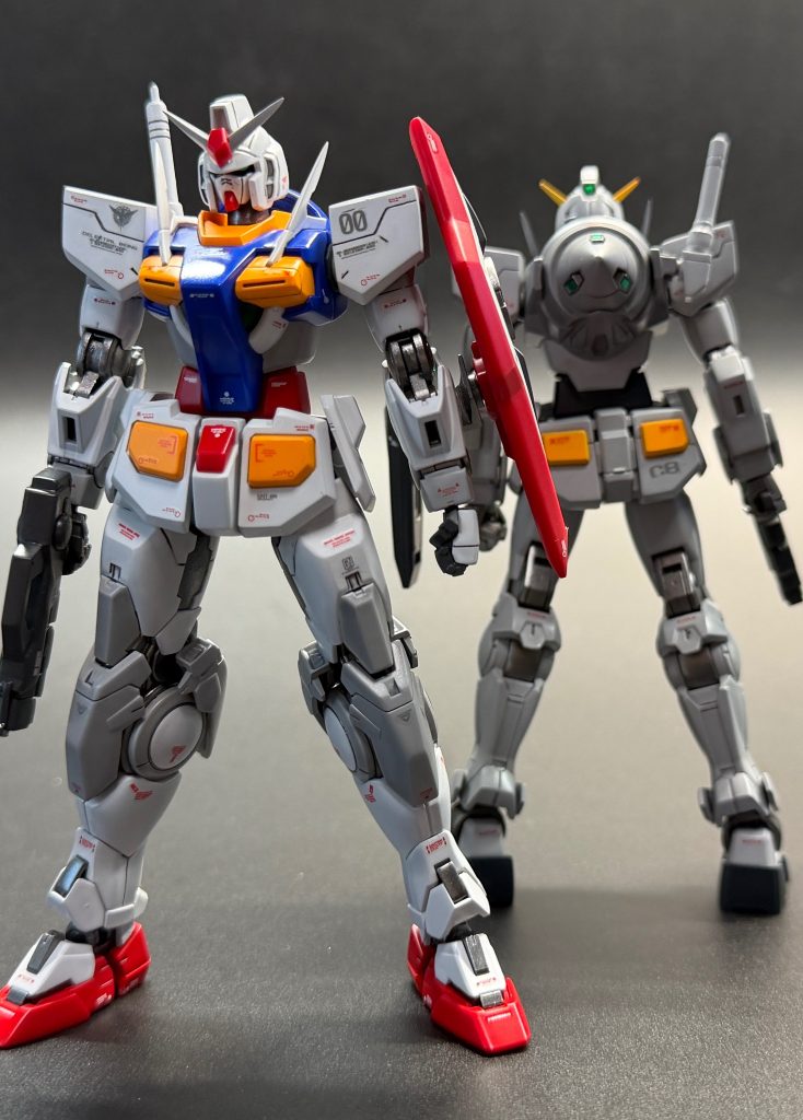 Oガンダム 初期型と後期型–3枚目/制作者：studyING