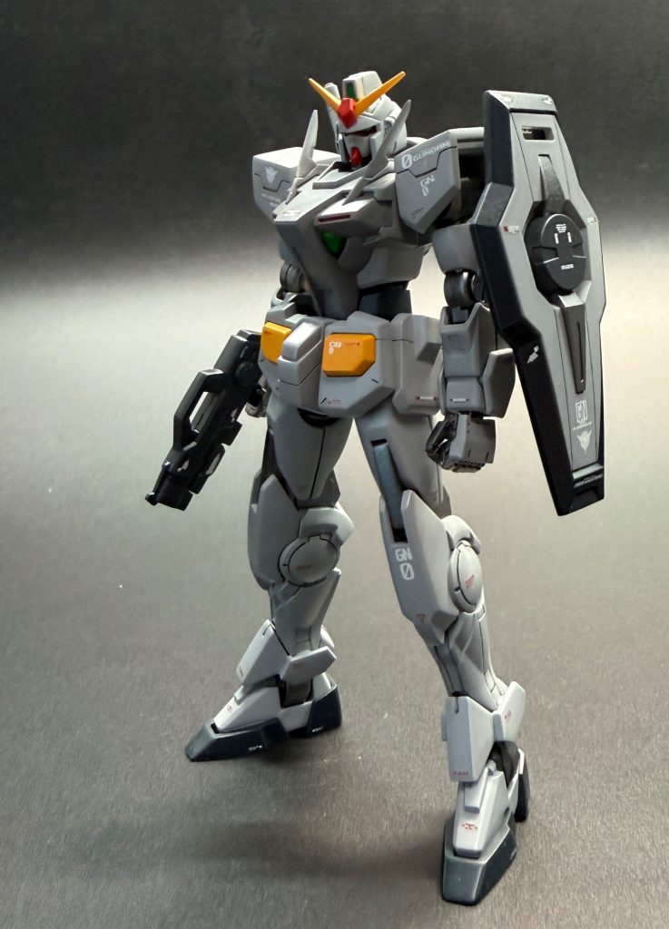 Oガンダム 初期型と後期型–4枚目/制作者：studyING