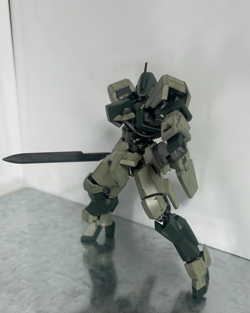 グレイズには斧よりも剣の方が似合うと思っています