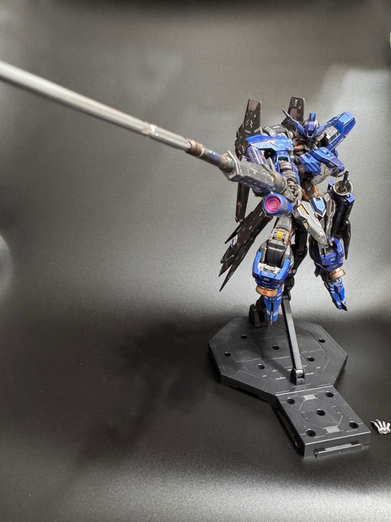 チェストォォォォォ！！！Zガンダムのロングビームサーベルをイメージに、ライフルの先にレイピア（バーストサーベル）の先をはめて、こんな武器もあったらなでやってみました。