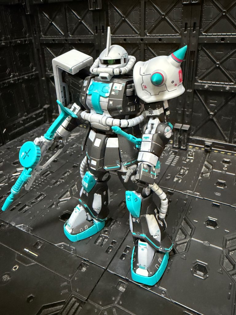 一点だけ、モノアイ加工というものに挑戦してみました！といっても、HアイズとSPプレートを使った定番作業なので難しくはなかったですが😅