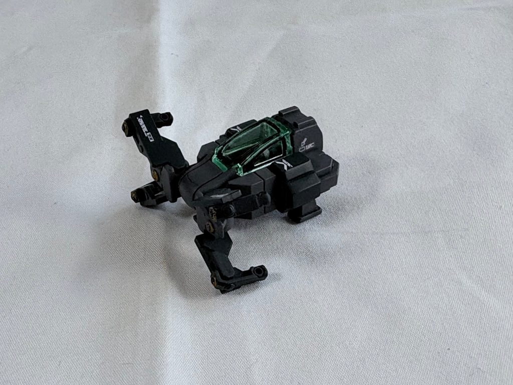 エマージェンシーポッドも丁寧に制作しました！