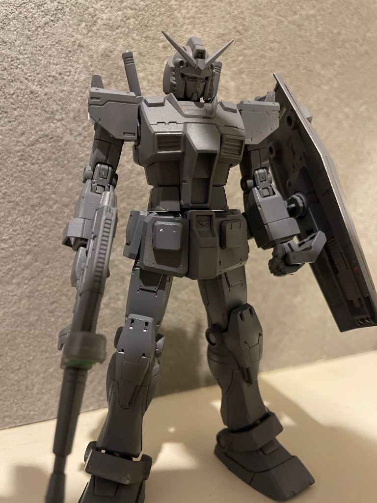 サフ状態はサフ状態でカッコいいですね...(gundam-kao3)