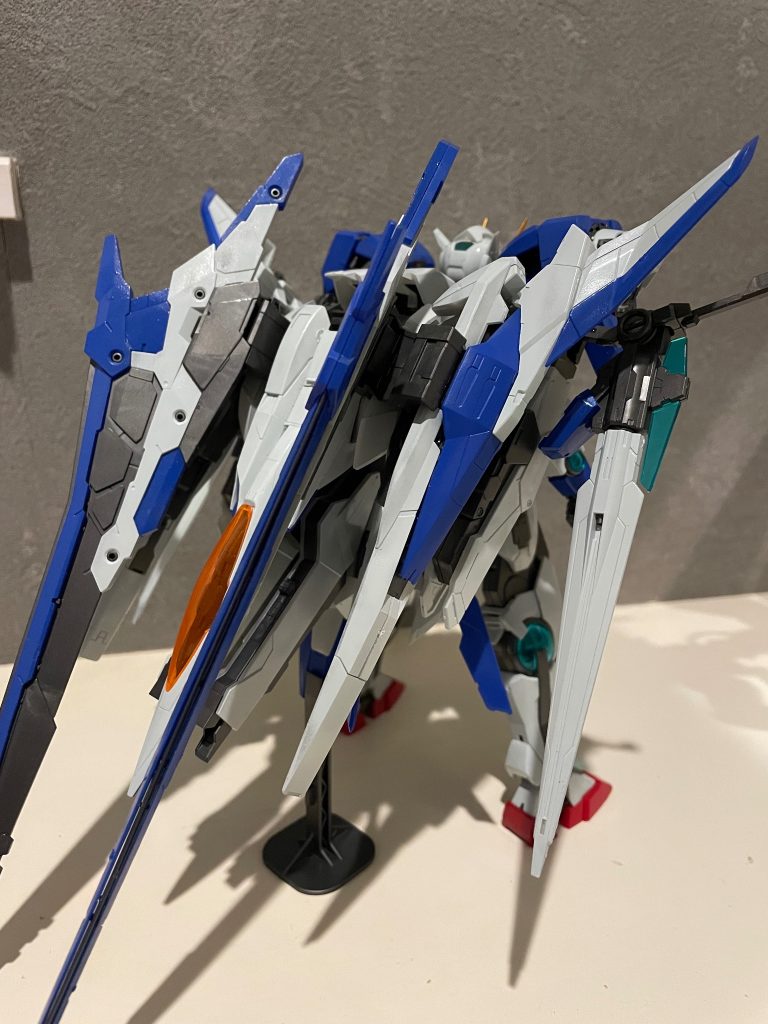 バックこのゴテゴテ感が俺を狂わせる...