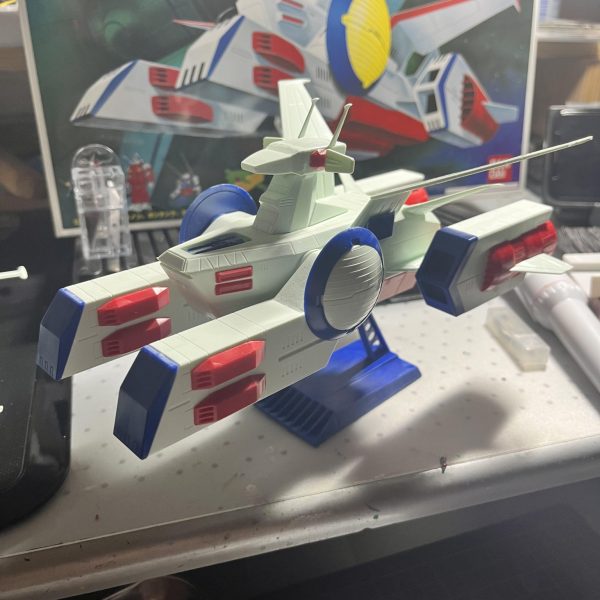 たまには戦艦を…ミニキットのガンダムがとろけてるみたいな造形…笑（5枚目）