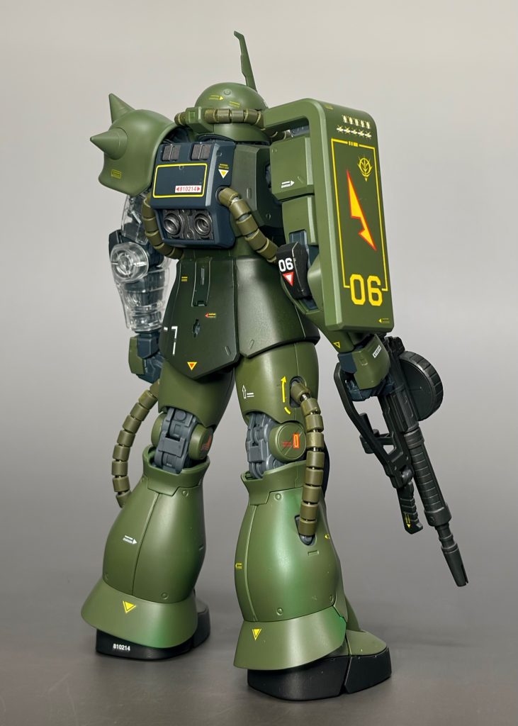 専用デカールにカラーレシピが書いてあったのでそちらを参考に調色。