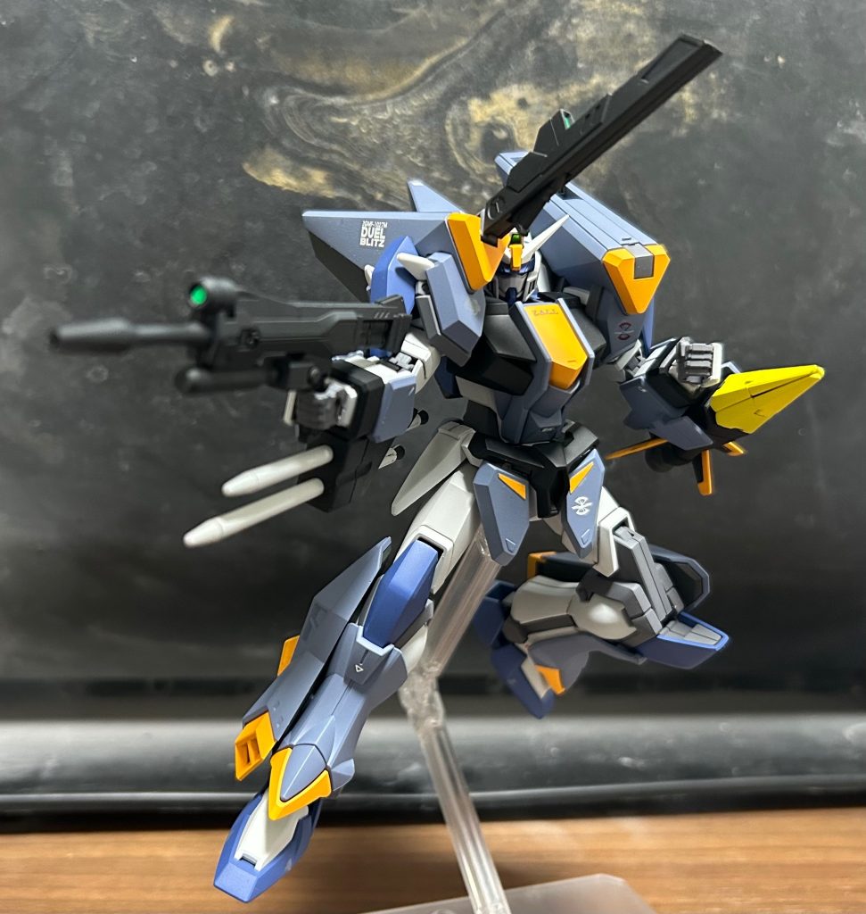 デュエルブリッツガンダム–3枚目/制作者：アルケビュース