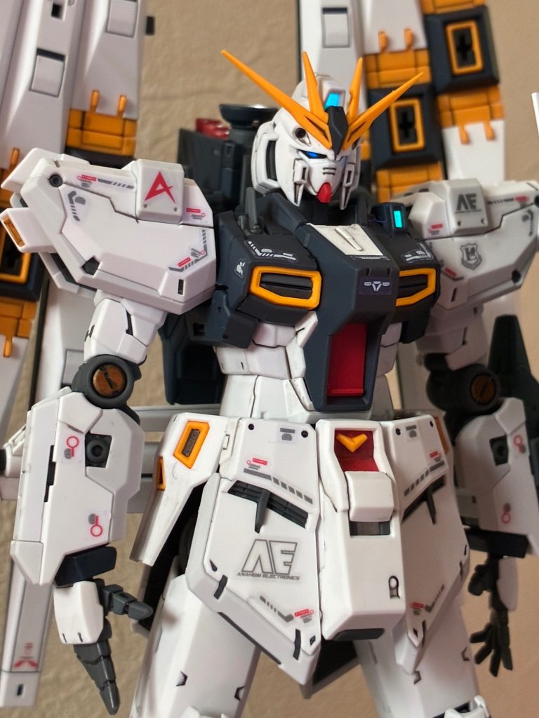 νガンダムダブルフィンファンネル