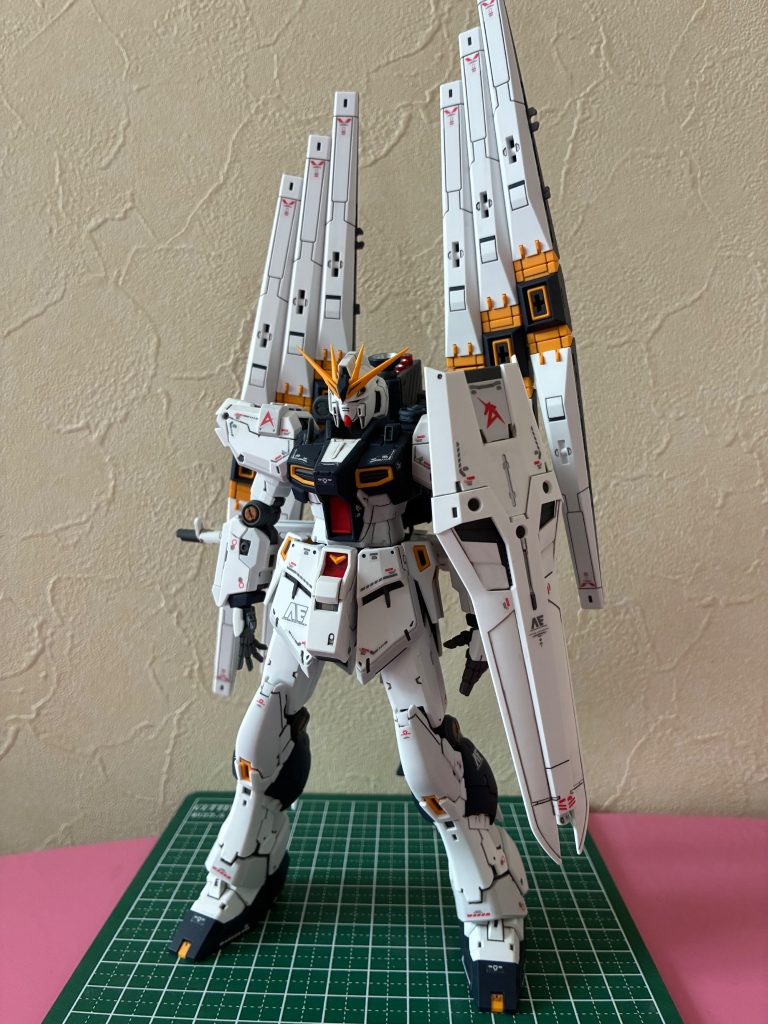 νガンダムダブルフィンファンネル–2枚目/制作者：@onamomikun