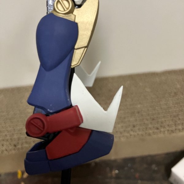 動きの邪魔にならないように