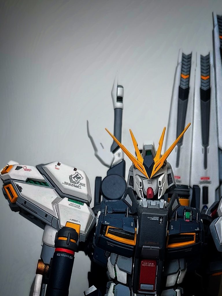 RX-93 Nu Gundam