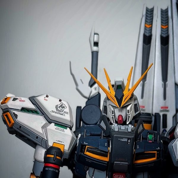 RX-93 Nu Gundam