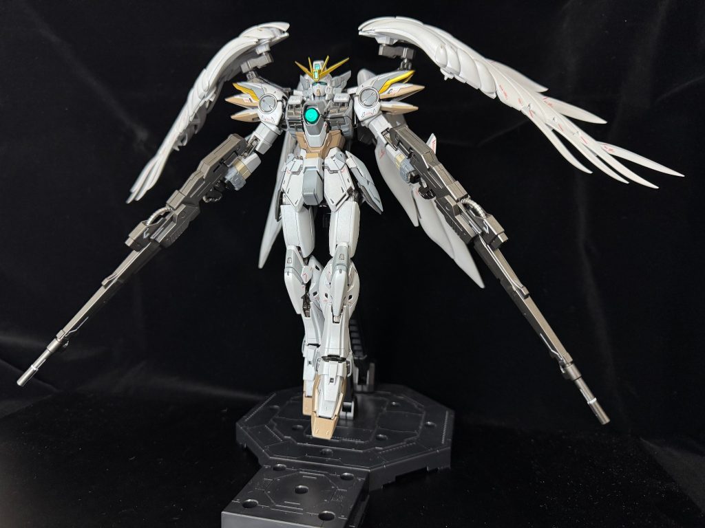 MG ウイングガンダムスノーホワイトプレリュード–2枚目/制作者：ガンプラさんTW