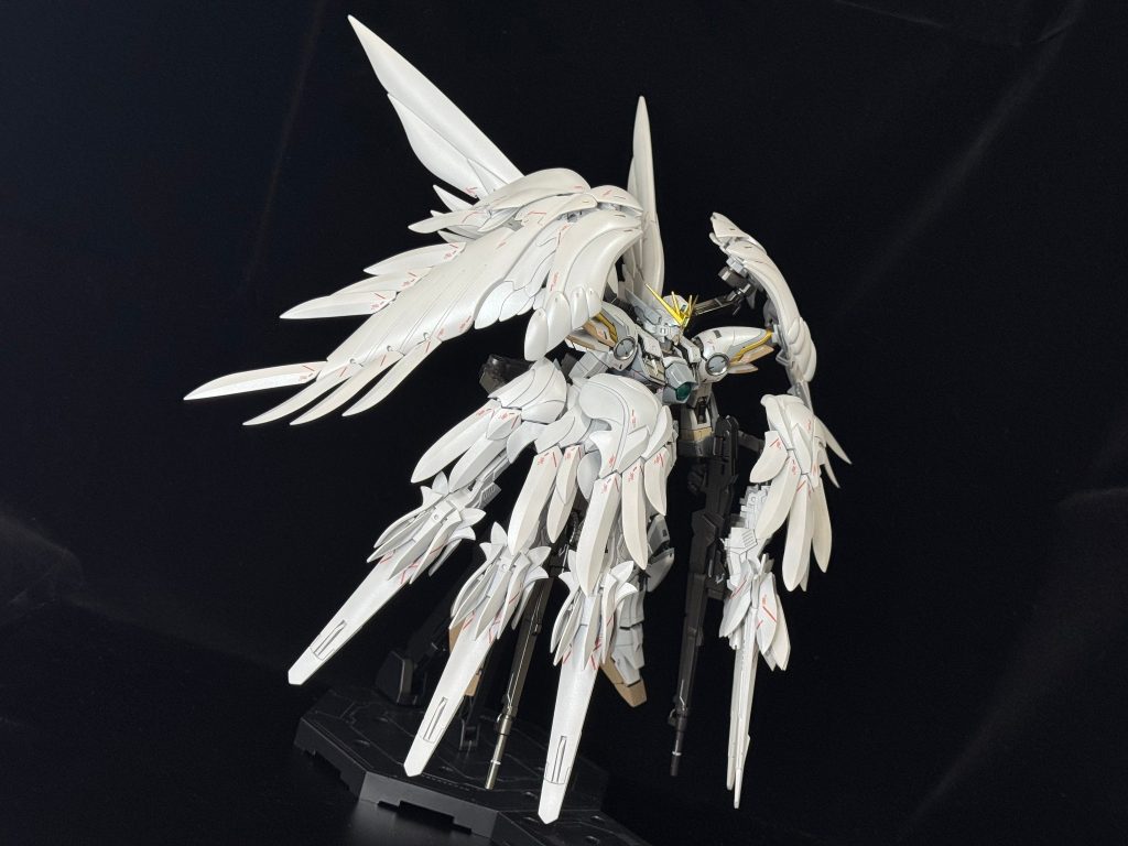 MG ウイングガンダムスノーホワイトプレリュード–2枚目/制作者：ガンプラさんTW